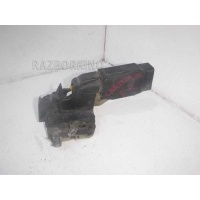 Замок двери передней правой Mitsubishi Carisma 1995-2004 M806373