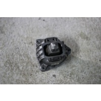 подушка крепления двигателя левая BMW 7 серия F01/F02 2010 6775905