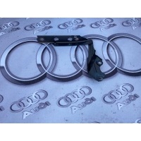 петля капота правая Audi A6 4G/C7 2017 4G8823302E