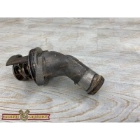 Корпус термостата Audi A6, A4 06C121111E