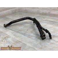 Патрубок системы охлаждения Audi A6, A4 06C121071C