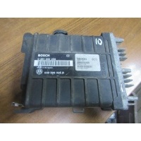 Блок управления двигателем Volkswagen Polo 1993 030906026b