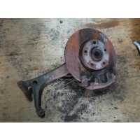Ступица передняя правая Audi A4 1998 8d0407258m