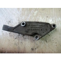 Кронштейн полуоси Volkswagen Transporter 1998 02b409905m