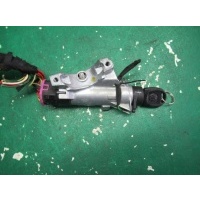 Замок зажигания Volkswagen Passat 1999 4d0905851e
