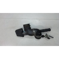 Патрубок корпуса воздушного фильтра Toyota Avensis 1 1997-2003 2003 1788222060