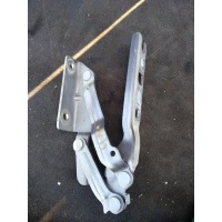 Петля капота левая Volkswagen Golf 2007 1K0823301C