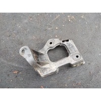 Кронштейн Audi A6 2000 4B0853921B