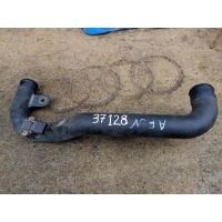 Патрубок (трубопровод, шланг) Volkswagen Passat 1998 8D0145840M