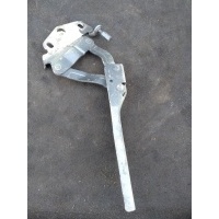 Петля капота правая Volkswagen Passat 2007 3C0823302E