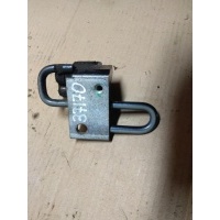 Петля двери задней левой нижняя Volkswagen Passat 2006 3C4833411,3C4833411,3C4833411A,3C4833411B,3C4833411C,3C8833411A,3C8833411B,3C9833411,