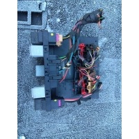 Блок бортовой сети Volkswagen Touran 2006 3C8937049E