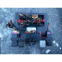 Блок бортовой сети Volkswagen Jetta 2009 3C0937049D