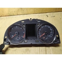 Щиток приборов (приборная панель) Volkswagen Passat 2011 3AA920870A