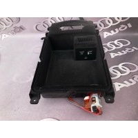разъем AUX / USB Audi A7 4G 2015 4G0035736
