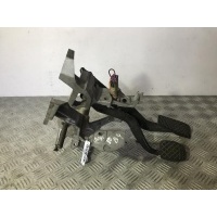 Узел педальный (блок педалей) Audi 80 B4/8C 1994 8A0721115C