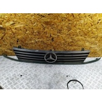 Решетка радиатора Mercedes Vito W638 2000 A6388880415