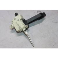 Замок бензобака MERCEDES C-CLASS W203 2001 a2038201997