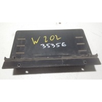 Ящик передней консоли Mercedes benz C-class 2026830091