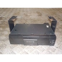 Ченджер компакт дисков Mercedes-Benz G W463 1989- 0028207989