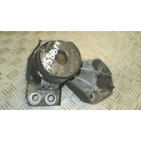 Опора двигателя правая Renault Scenic 2 2003-2009 8200592642