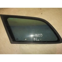 Стекло кузовное глухое левое заднее Volvo S40/V40 1995-2003 30899671