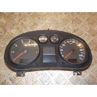 Панель приборов Audi A2 2000-2005 8Z0920900AX