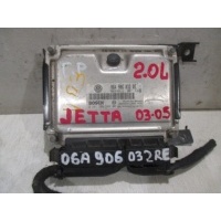 Блок управления двигателем VW Volkswagen Golf 5 2004-2009 06A906032RE