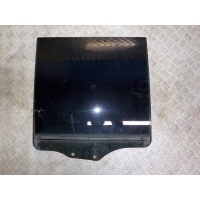 Стекло двери задней правой Mitsubishi Pajero 3 2000-2006 MR436982