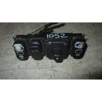 Блок управления стеклоподъемниками Mercedes-Benz CLK W208 1997-2002 2088202910