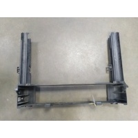 Кронштейн радиатора BMW 7 E65 2001-2008 17112248481