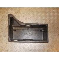 Контейнер в багажник Skoda Yeti 2009- 5L6858857D