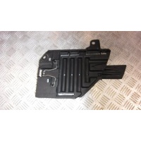 Кронштейн фар правый Land Rover Discovery Sport 2014- LR066964