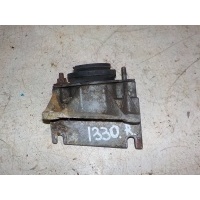 Опора двигателя правая Renault Scenic 1999-2002 8200267624