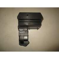 Корпус блока предохранителей Land Rover Freelander 1 1998-2006 YPC119061
