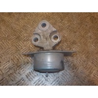 Опора двигателя левая Opel Meriva B 2018 2010- 13159997