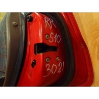 Замок двери задней правой Subaru Forester S10 1997-2002 63318FC100