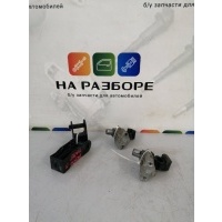 кронштейн радиатора Volkswagen Touareg 7P5, NF 2012 7P0 121 079