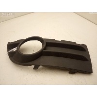 Решетка (заглушка) в бампер Перед. R Volvo C30 2009 30657196