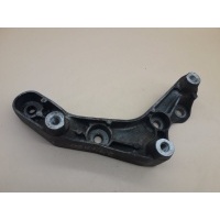 опора двигателя Mercedes-Benz C-class, E-class, GLK, CLS, GLC w212, c207, x204, w205, w213, c238, x253, c218 A2740140095, 8