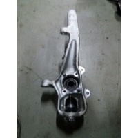 кулак Mercedes ML-class w166 A1663301020