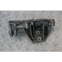 Лапа двигателя левая 2.3 iveco daily 504386159