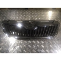 Решетка радиатора Skoda Rapid NH3 2013- 5JA8536689B9