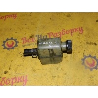 бачок гур Mazda 6 GG 2007 GJ6A32690