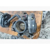 Заслонка дроссельная Audi A4 1998 058133063b