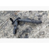 Фланец (тройник) системы охлаждения Renault Scenic 2005 8200552604