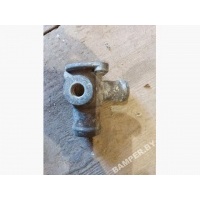 Фланец (тройник) системы охлаждения Audi 80 1995 028121133a