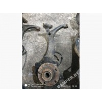 Ступица передняя левая Volkswagen Passat 1999 8D0407257AC