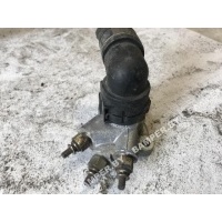 Фланец (тройник) системы охлаждения Volkswagen Passat 1996 028121145j