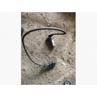 Датчик коленвала Audi A4 2000 028907319b